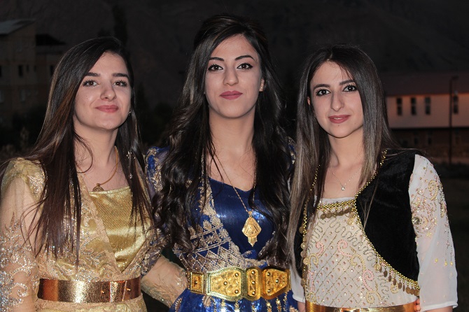 Akgül ve Durgun ailesinin mutlu günü 79