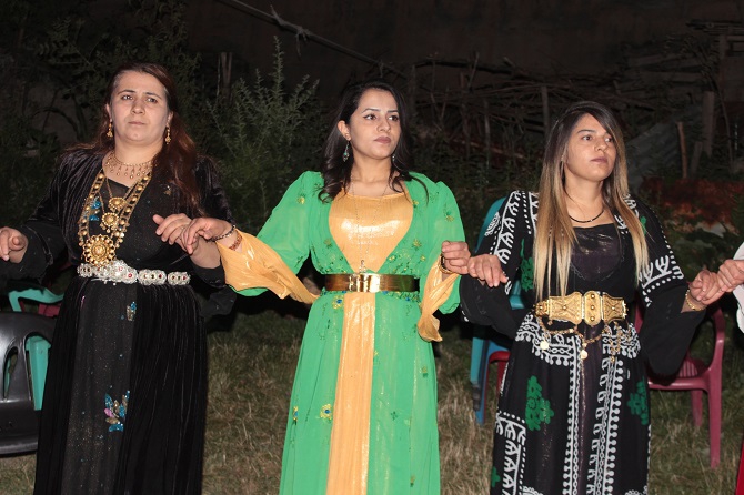 Akgül ve Durgun ailesinin mutlu günü 84