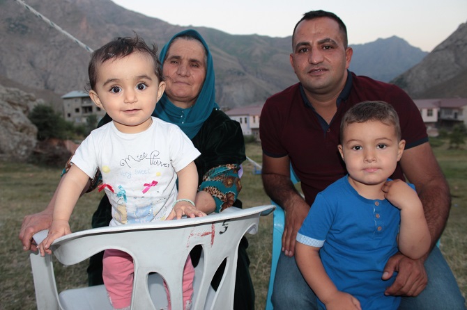 Akgül ve Durgun ailesinin mutlu günü 91