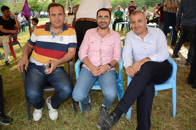 Akgül ve Yiğit ailesinin mutlu günü 101