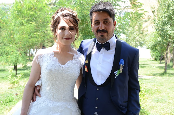 Akgül ve Yiğit ailesinin mutlu günü 12