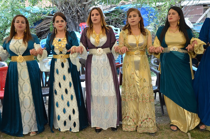 Akgül ve Yiğit ailesinin mutlu günü 126