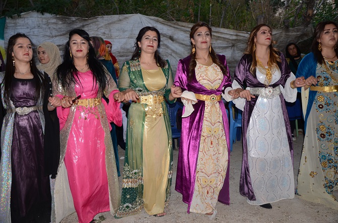 Akgül ve Yiğit ailesinin mutlu günü 141