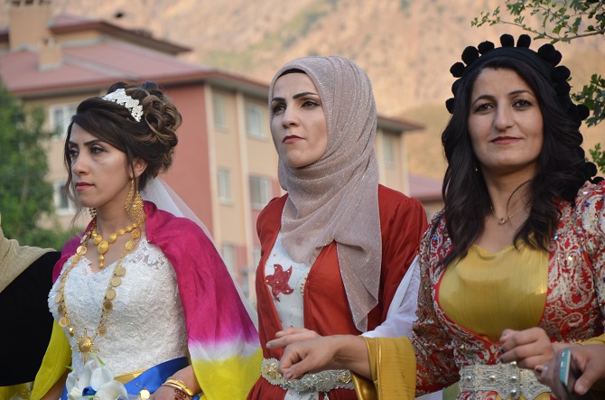 Akgül ve Yiğit ailesinin mutlu günü 151