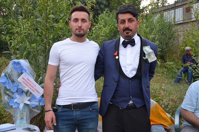 Akgül ve Yiğit ailesinin mutlu günü 159