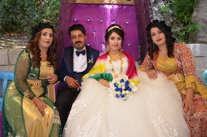 Akgül ve Yiğit ailesinin mutlu günü 22