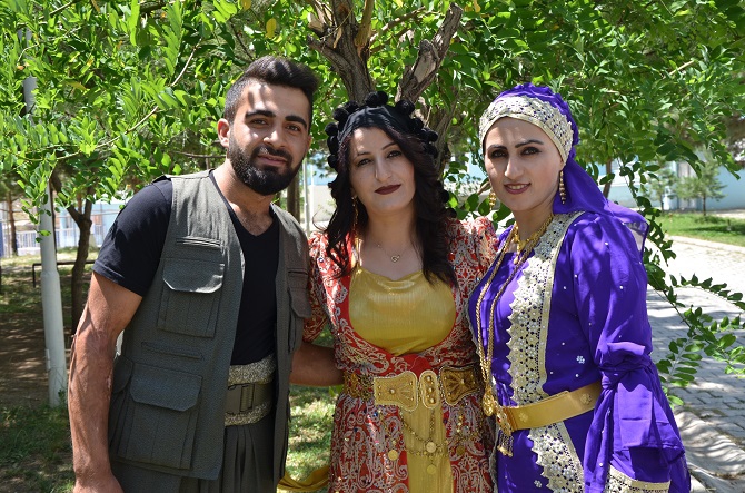 Akgül ve Yiğit ailesinin mutlu günü 33