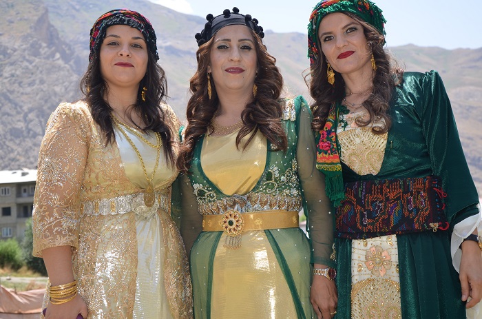 Akgül ve Yiğit ailesinin mutlu günü 38