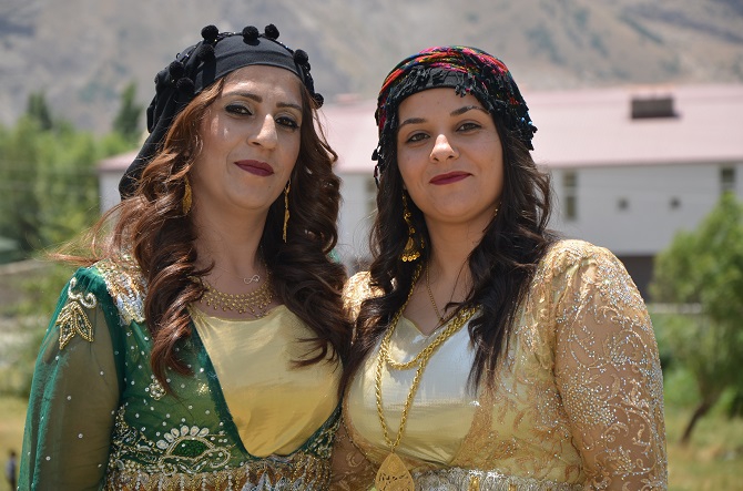 Akgül ve Yiğit ailesinin mutlu günü 41