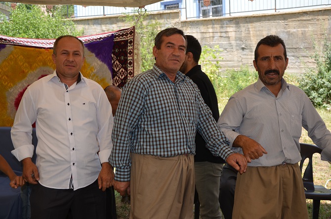 Akgül ve Yiğit ailesinin mutlu günü 46