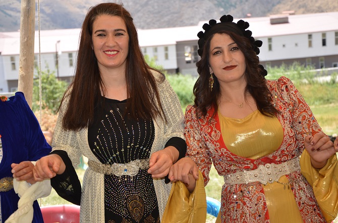 Akgül ve Yiğit ailesinin mutlu günü 51