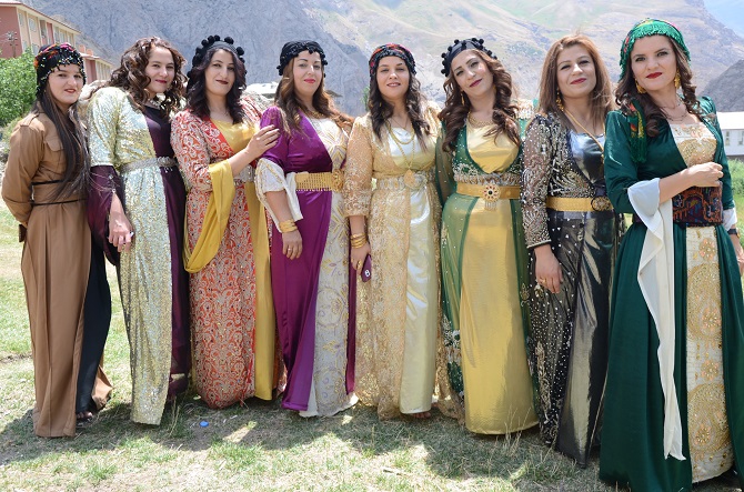 Akgül ve Yiğit ailesinin mutlu günü 55