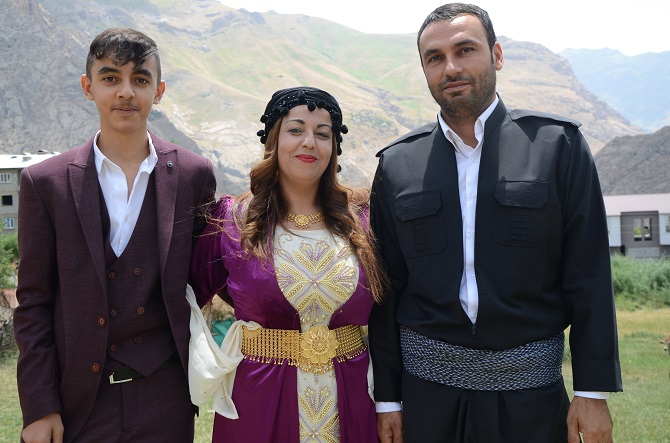 Akgül ve Yiğit ailesinin mutlu günü 61