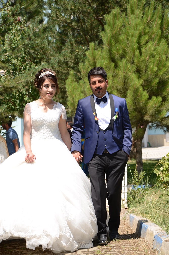 Akgül ve Yiğit ailesinin mutlu günü 8