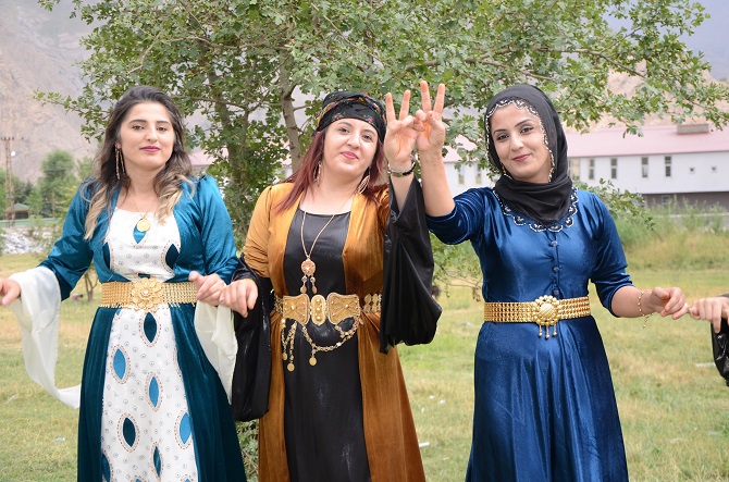 Akgül ve Yiğit ailesinin mutlu günü 81