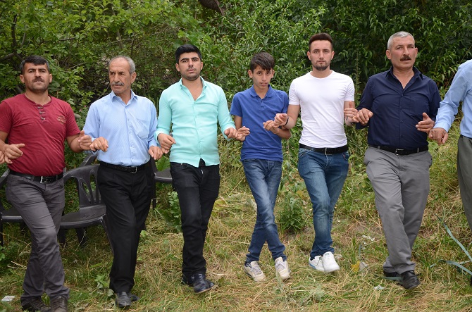 Akgül ve Yiğit ailesinin mutlu günü 89