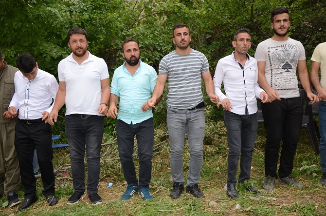 Akgül ve Yiğit ailesinin mutlu günü 91