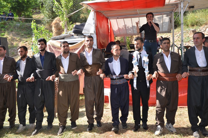 Irak’tan Çukurca’ya gelin geldi 8