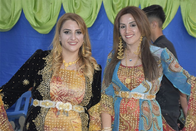 Kahraman ve Karaman ailesinin mutlu günü 12