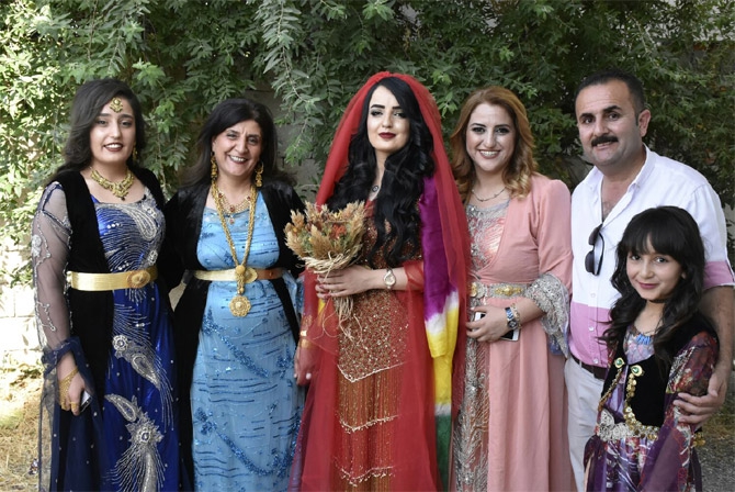 Kahraman ve Karaman ailesinin mutlu günü 2