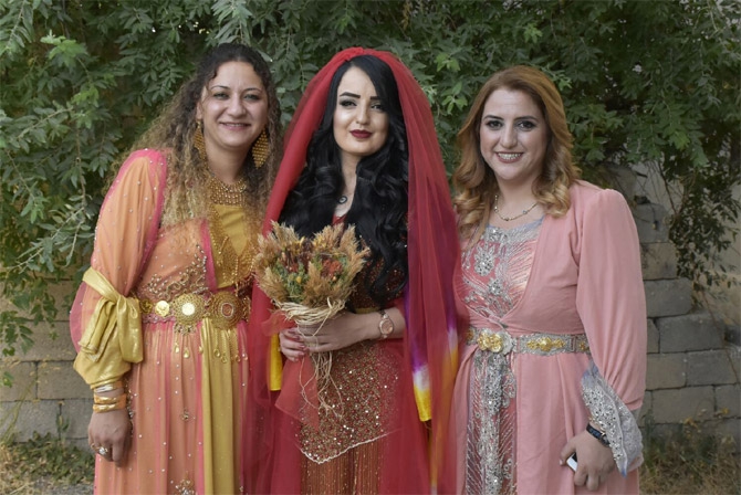 Kahraman ve Karaman ailesinin mutlu günü 36