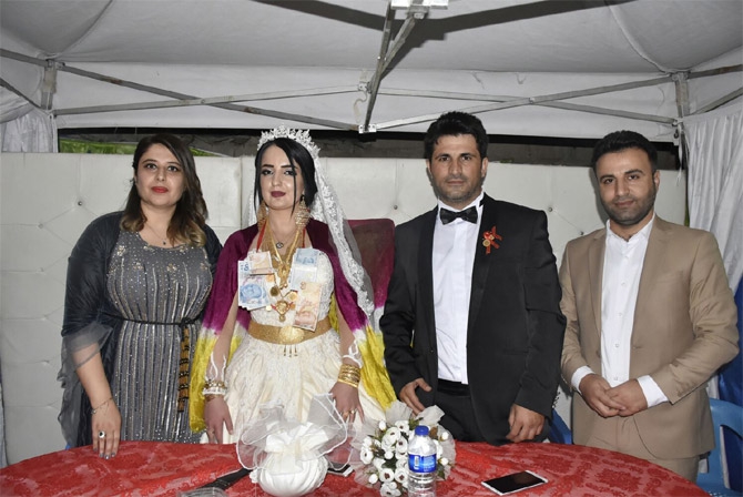 Kahraman ve Karaman ailesinin mutlu günü 7