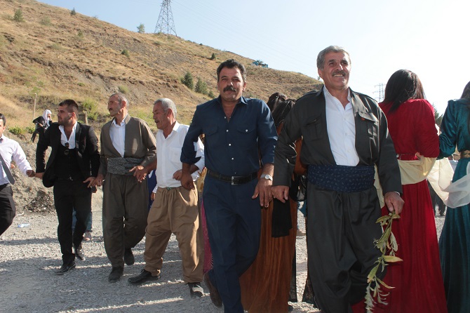 Aydın ve Çelik ailesinin mutlu günü 105