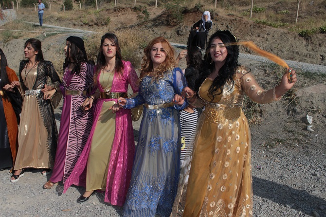 Aydın ve Çelik ailesinin mutlu günü 107