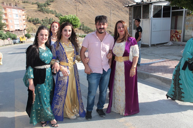 Aydın ve Çelik ailesinin mutlu günü 109