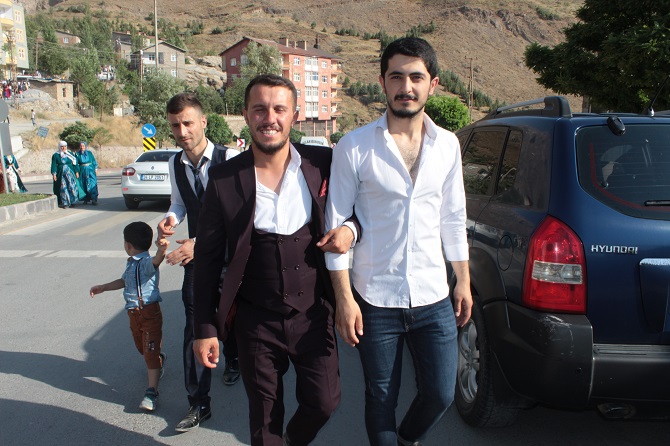 Aydın ve Çelik ailesinin mutlu günü 110