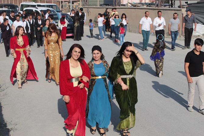 Aydın ve Çelik ailesinin mutlu günü 113