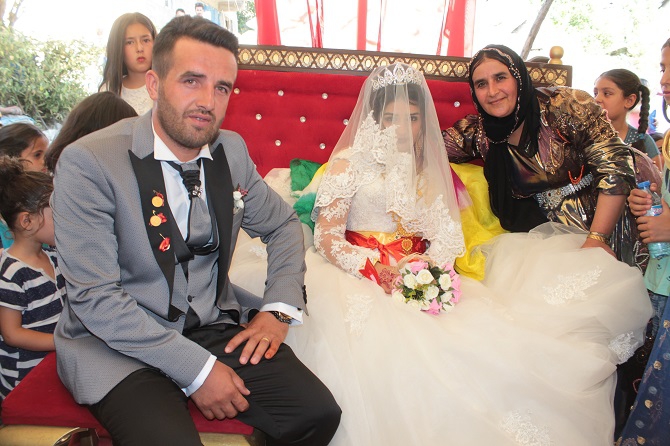 Aydın ve Çelik ailesinin mutlu günü 115