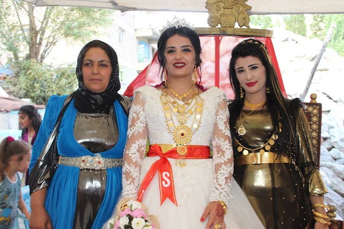 Aydın ve Çelik ailesinin mutlu günü 129