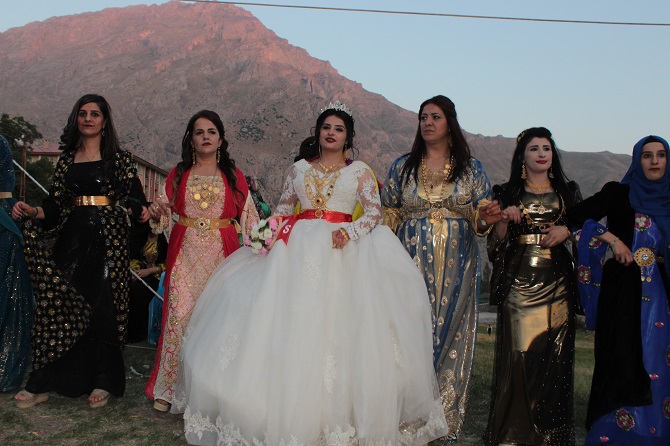 Aydın ve Çelik ailesinin mutlu günü 137