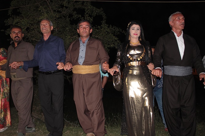 Aydın ve Çelik ailesinin mutlu günü 145