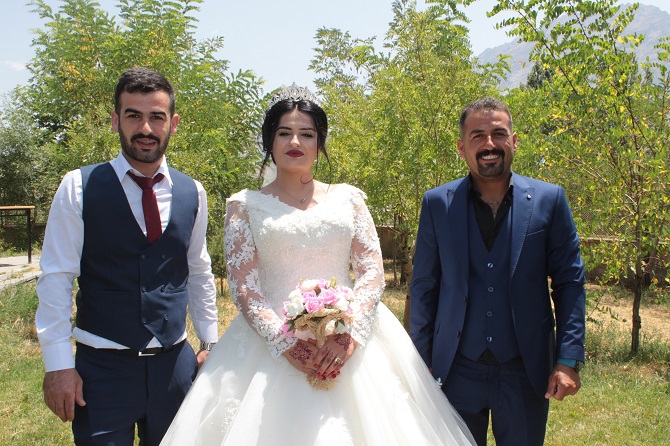 Aydın ve Çelik ailesinin mutlu günü 18