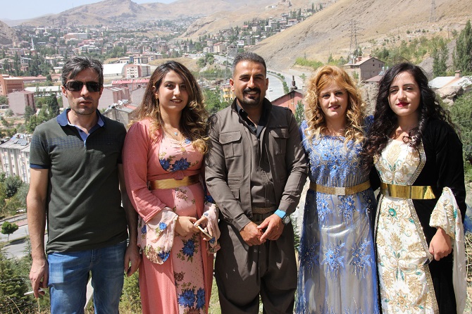 Aydın ve Çelik ailesinin mutlu günü 29