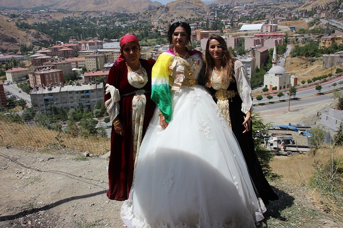 Aydın ve Çelik ailesinin mutlu günü 32