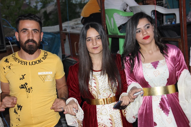 Aydın ve Çelik ailesinin mutlu günü 51