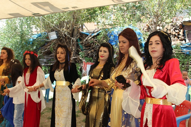 Aydın ve Çelik ailesinin mutlu günü 54