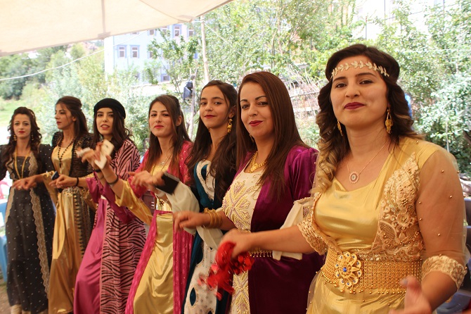 Aydın ve Çelik ailesinin mutlu günü 55