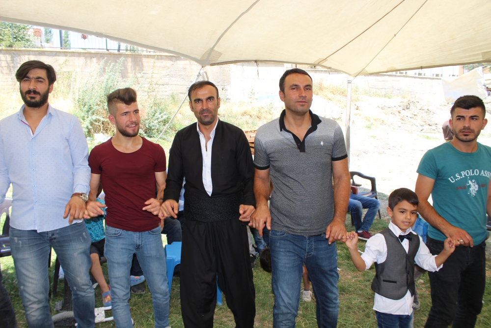 Aydın ve Çelik ailesinin mutlu günü 57