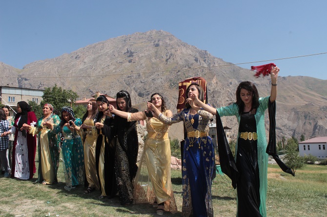 Aydın ve Çelik ailesinin mutlu günü 65