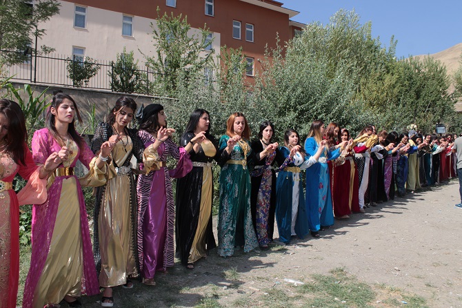 Aydın ve Çelik ailesinin mutlu günü 77