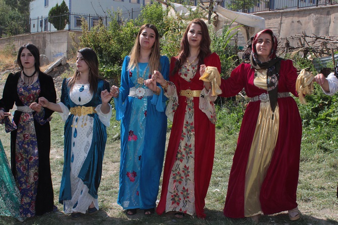 Aydın ve Çelik ailesinin mutlu günü 79