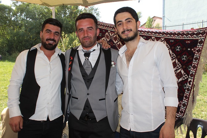 Aydın ve Çelik ailesinin mutlu günü 87