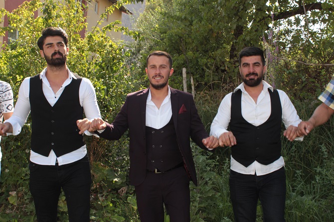 Aydın ve Çelik ailesinin mutlu günü 93