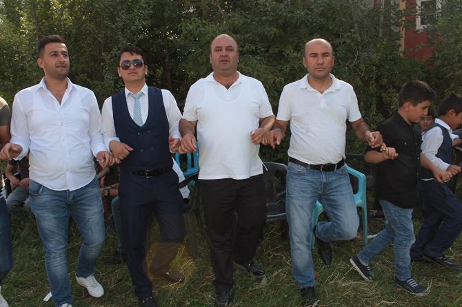 Aydın ve Çelik ailesinin mutlu günü 99