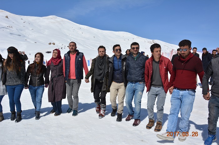HAKKARİ’DE 'KAR FESTİVALi' 11