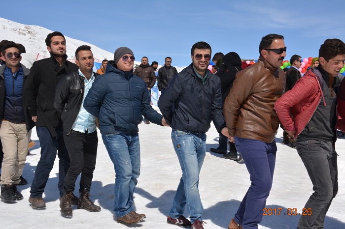 HAKKARİ’DE 'KAR FESTİVALi' 14
